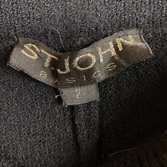 St. John Basics Black Santana Knit Pleated Cropped Pull On Pants Size 2 - Picture 5 of 5